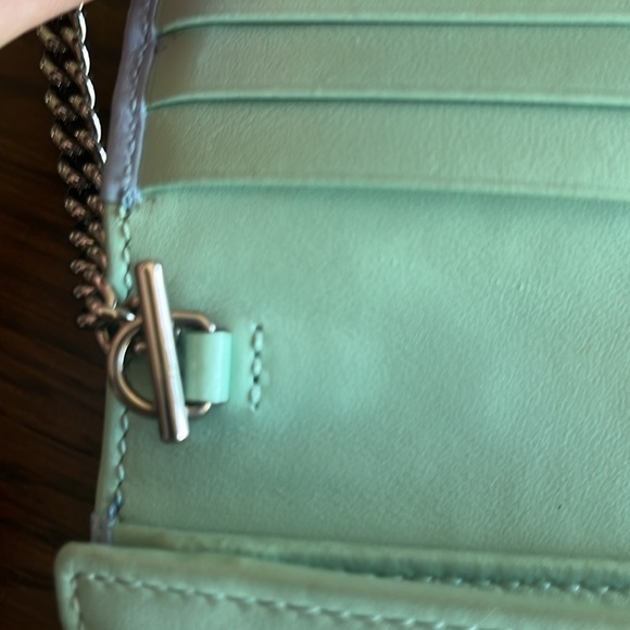 GUCCI GG MARMONT RAINBOW CHAIN WALLET - Picture 10 of 15